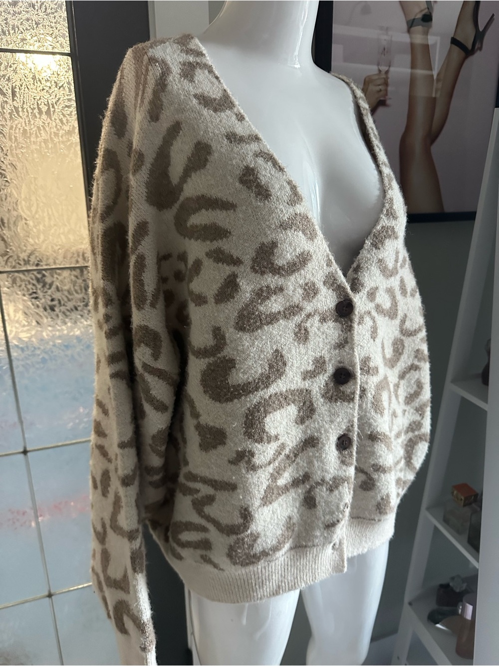 GeeGee Leopard Print Button-Front Cardigan Size L - Picture 2 of 5